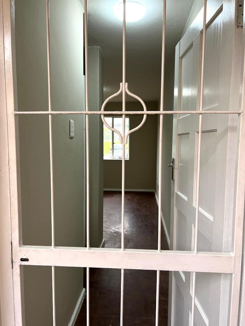 To Let 1 Bedroom Property for Rent in Kensington Eastern Cape